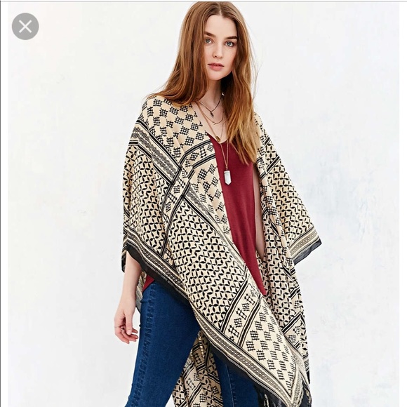 28 Off Urban Outfitters Accessories 28 Off Urban Outfitters Accessories